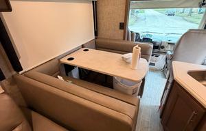 2021 Thor Motor Coach Miramar 37.1