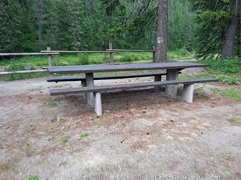 Bull River Pavilion-Table