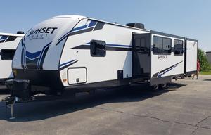 2021 Crossroads RV Sunset Trail