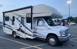 2015 Thor Motor Coach Chateau 23U