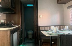 Family Fun 2019 CrossRoads RV Zinger Lite ZR18BH