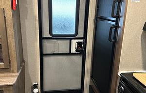 Wanderer-For Couples Who Love to Travel in Comfort