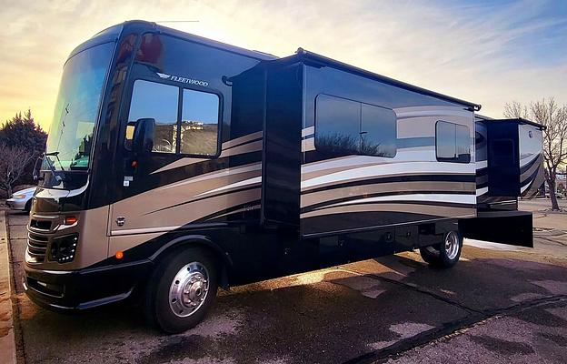 Harvey thee RV Fleetwood Bounder Class A Motorhome