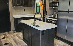 2019 Heartland Road Warrior 396