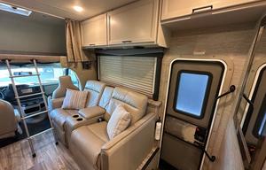 2022 Thor Motorhome