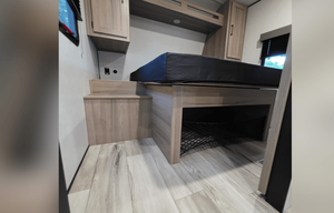 BRAND NEW 2027 Keystone Coleman Light 22BX