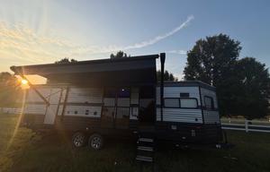 2020 Cherokee 274VFK RV rental photo 2