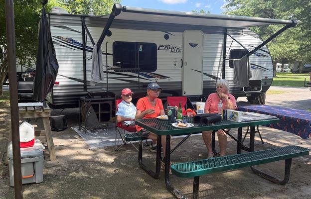 Travelbug Adventures: 2018 Forest River