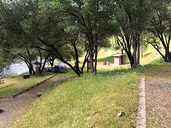 Willow Placer Campground access trails to walk-in sites