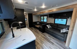 2022 Coachmen RV Freedom Express Liberty Edition 310BHDSLE