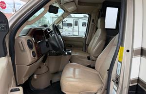 2016 Forester 3011DS/sleeps 8