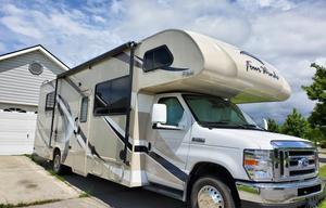 Pet & Family Friendly 2018 Thor Four Winds