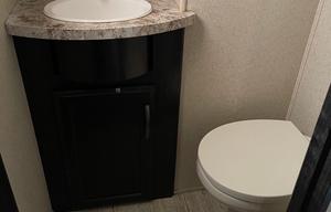 Spectacular and Super Comfortable Fifth Wheel