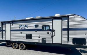 Weekend Getaway Camper Rental!