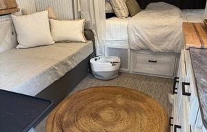 Well Kept Cozy Camper