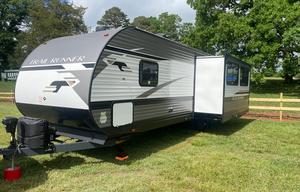 2022 Heartland Trail Runner 27RKS Carolina Skys