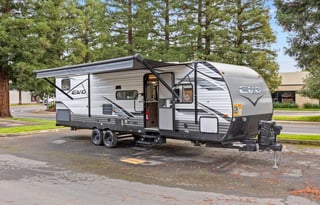 Shasta Lake Evo | Pet Friendly | Spacious | Sac