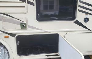 2018 THOR Motor Coach 30.3 Class A