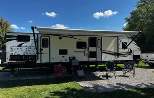 Cavs Camper - Beautiful 37' TT with Bunk House!!