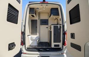 Luxury Mercedes easy park/drive, seats 8, sleeps 2