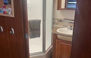 2010 Fleetwood Fiesta, 3 Slide Outs, Class A
