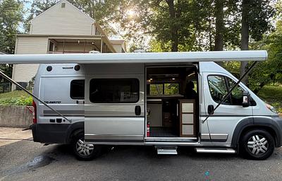 The Cozy Cruiser-Pet Friendly!