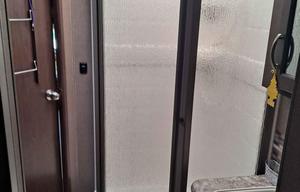LIKE NEW- 31 foot Class C with Bunkbeds!!