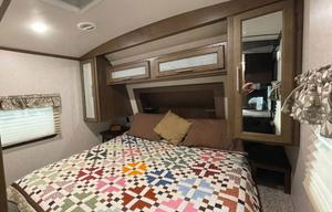 Large family camper for summer fun with bunkhouse!