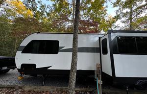 2025 Salem 27RKX RV rental photo 15