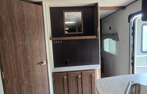 2019 Heartland Prowler 286P BHS RV rental photo 14