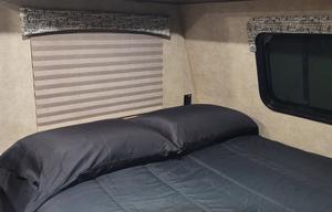 Dream Creek Comfort with dinette slide and bunks