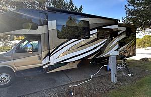 2022 Greyhawk Prestige 30Z – Sleeps 6 Comfortably