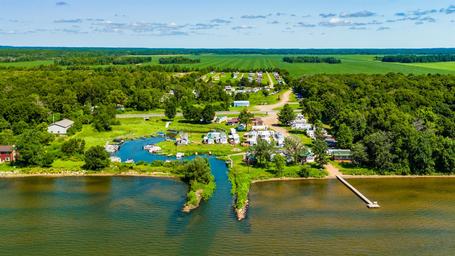 Barnacles Resort & Campground