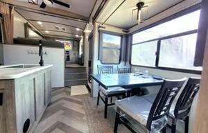'Hilda' 2020 Wildwood Heritage Glen 378FL