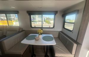 Luxury Beach Getaway | Sleeps 8 | Fully Loaded