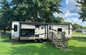 2017 Forest River Rockwood Signature Ultralight