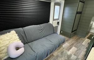 2007 Dutchman Express 6.0 Workhorse Pet Friendly