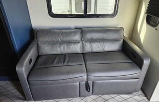 2023 Keystone Cougar 2700bh RV rental photo 2