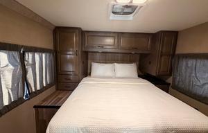 2019 Thor Motor Coach 28A Majestic