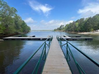 Hartwell Cove Resort