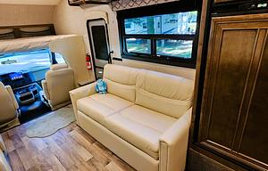 Sully | Family Bunkhouse | Sleeps 10 | Stocked