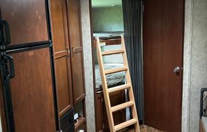 2016 Keystone RV Passport 2670BH Grand Touring RV rental photo 7