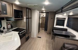 2020 Hideout 290LHS RV rental photo 5