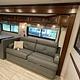 LUXURY RV