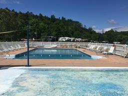 Twin River Campground and Cottages