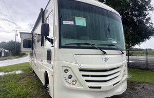 2020 Fleetwood RV Flair 32S