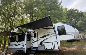Cougar Cove 5th Wheel - No Pets Allowed