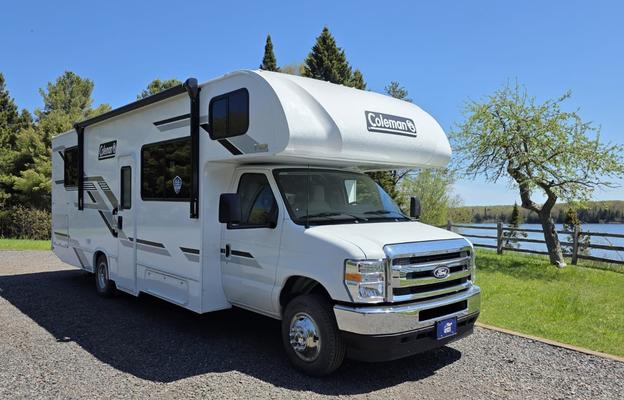 2026 Thor Coleman 28EZF with Camping Essentials