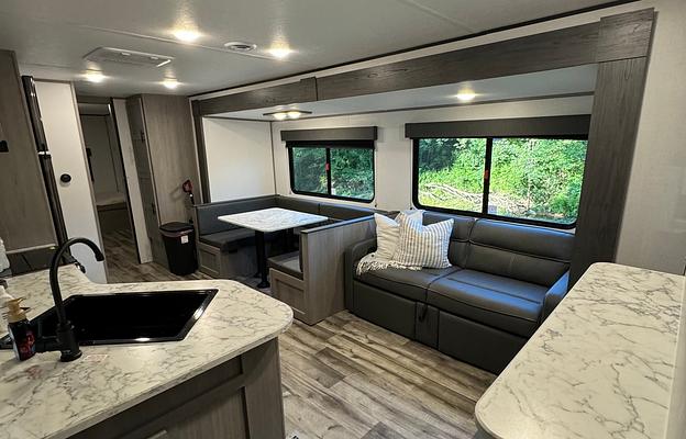 Brand New, Family Friendly Coleman Camper