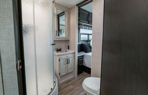 Spacious Dog Friendly and stocked for adventure!!
